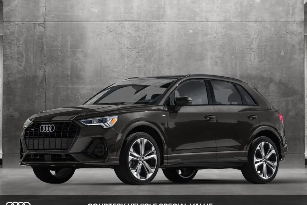 2024 Audi Q3 S line Premium Plus photo 1