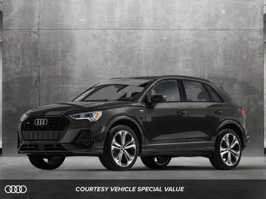 2024 Audi Q3 S line Premium Plus photo 1