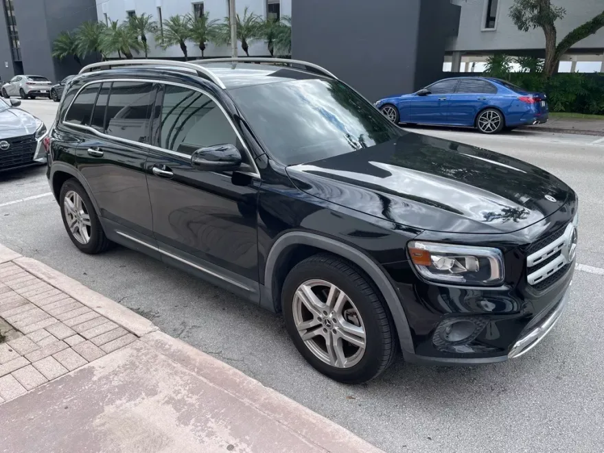 2021 Mercedes Benz GLB 250 photo 1