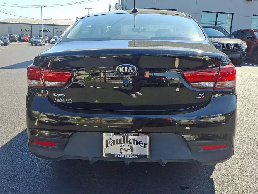2018 Kia Rio S photo 1