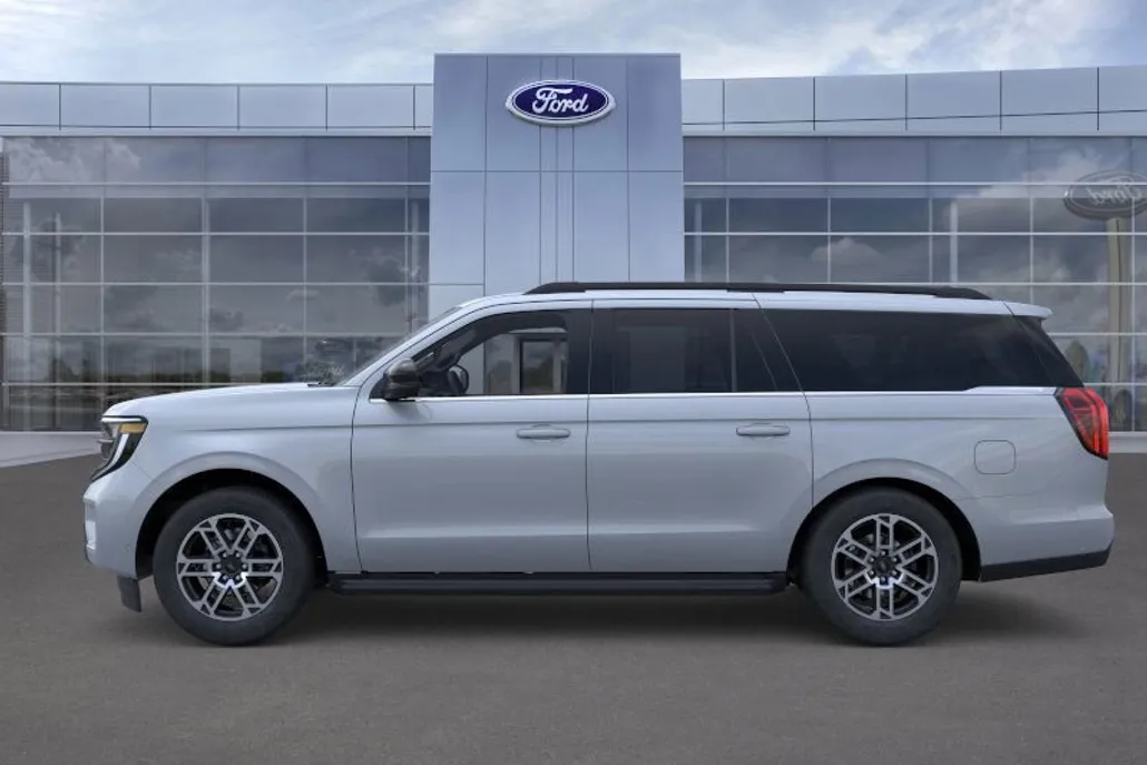 2025 Ford Expedition MAX photo 1