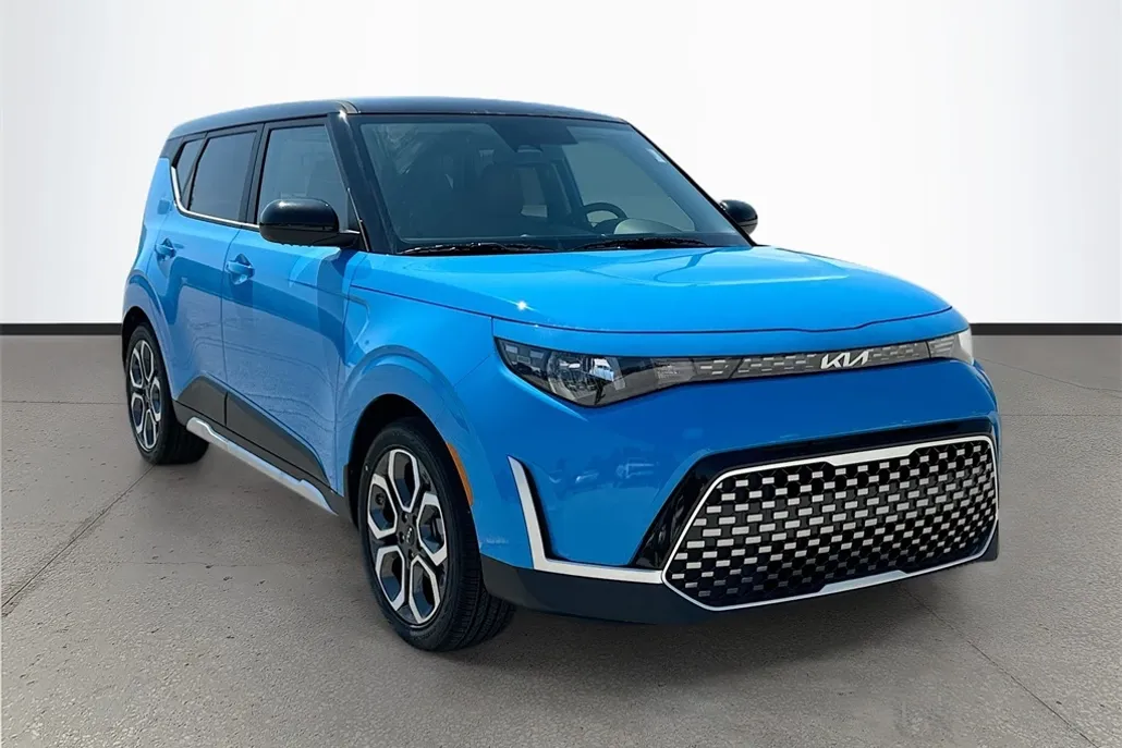 2025 Kia Soul EX photo 1