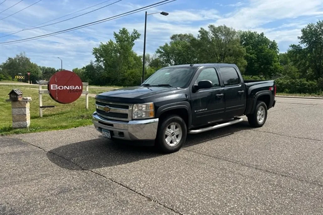 2012 Chevrolet Silverado 1500 LT photo 1