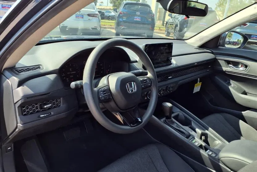 2025 Honda Accord SE photo 1