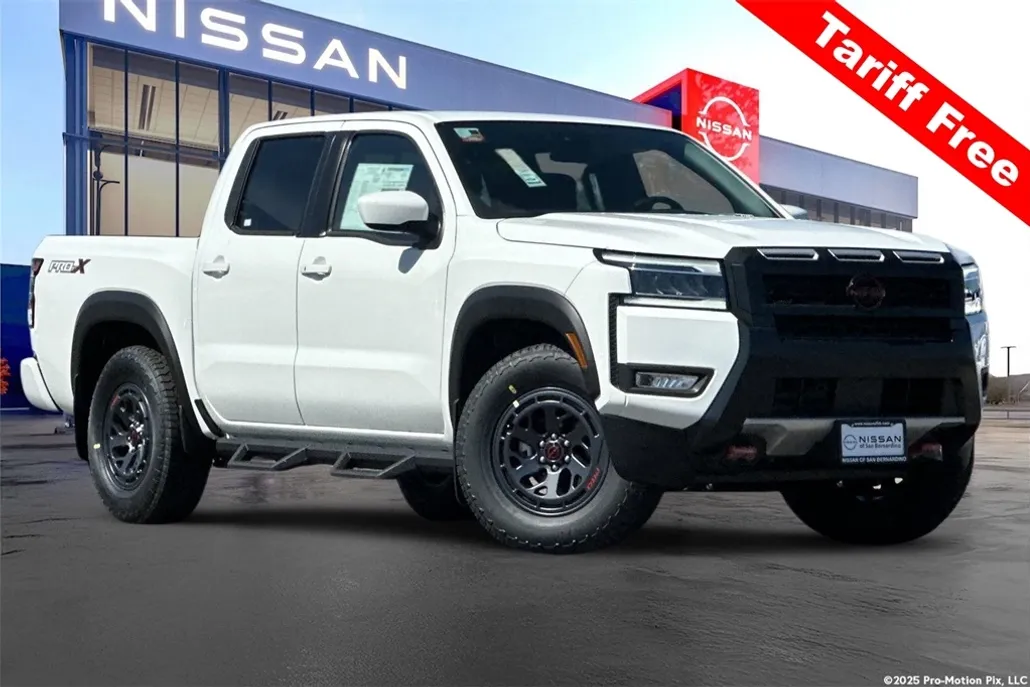 2025 Nissan Frontier PRO-X photo 1