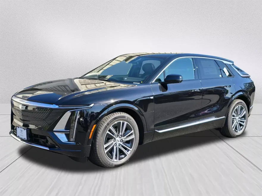 2026 Cadillac Lyriq Luxury photo 1