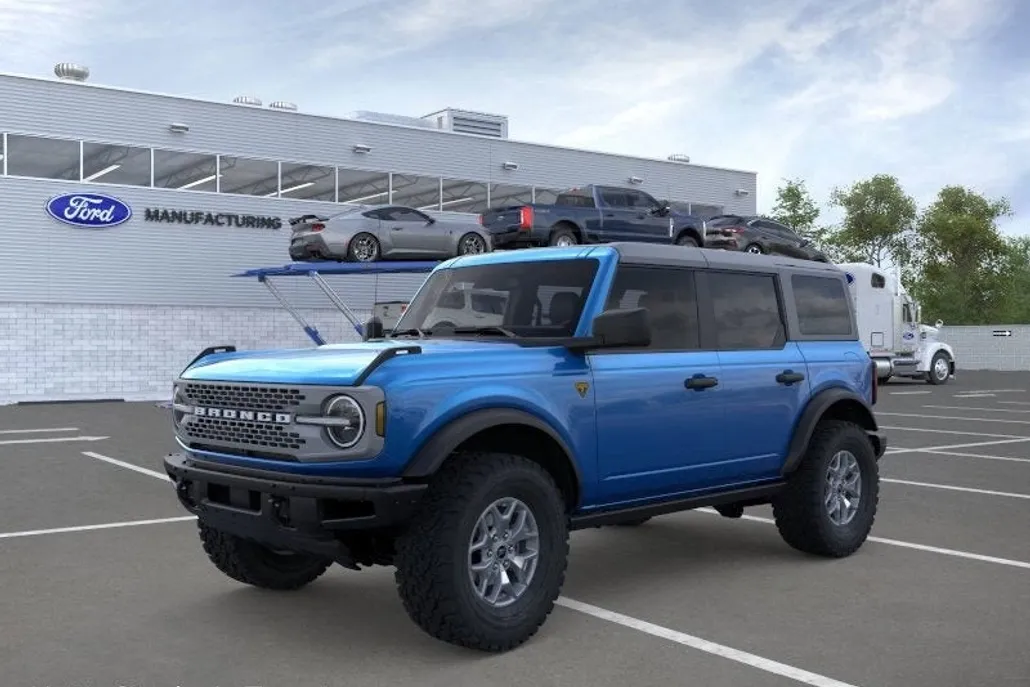 2025 Ford Bronco Badlands photo 1