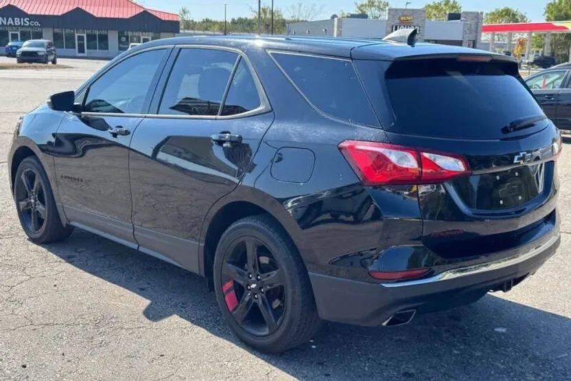 2019 Chevrolet Equinox photo 1