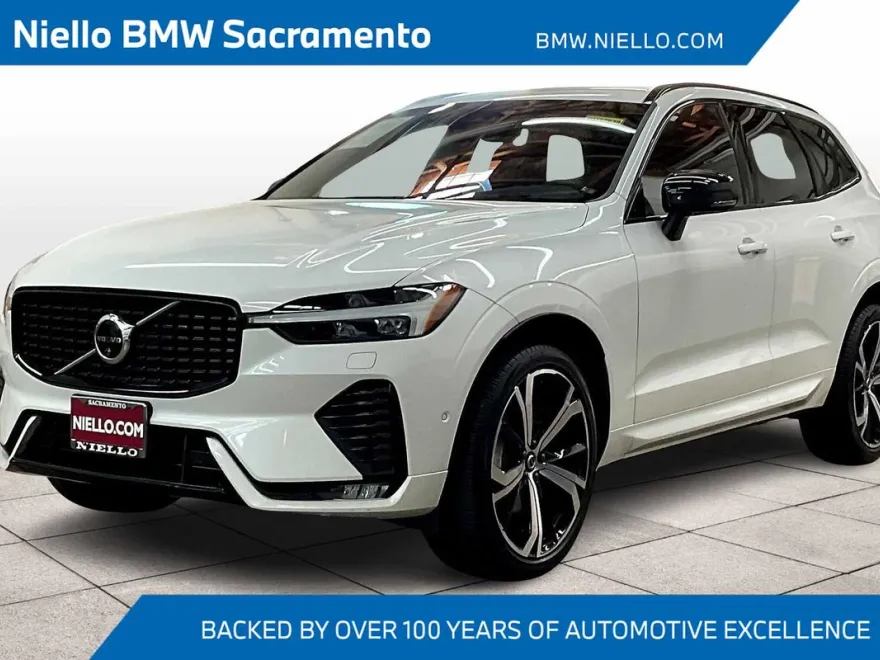 2024 Volvo XC60 Ultimate photo 1