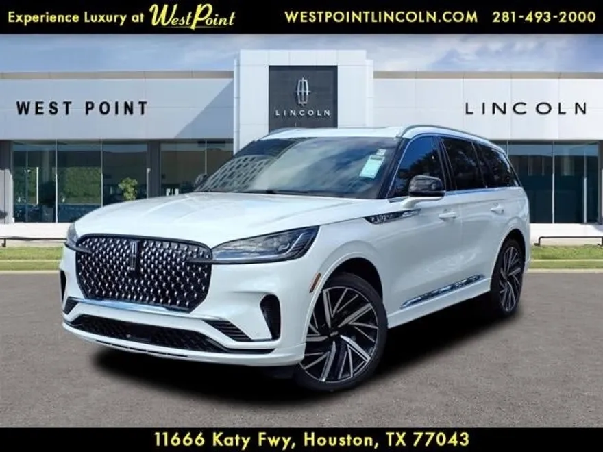 2025 Lincoln Aviator Black Label photo 1