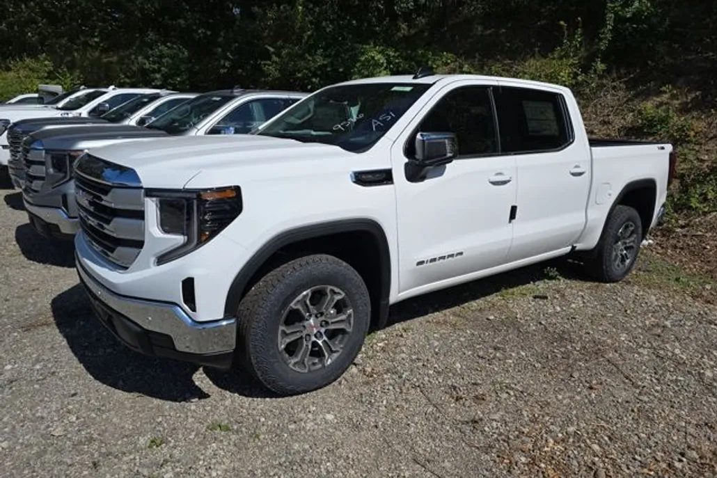 2026 Gmc Sierra 1500 SLE photo 1