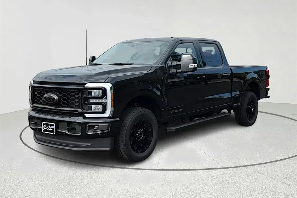 2026 Ford F-350 Lariat photo 1
