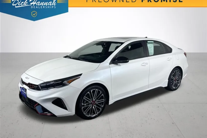 2023 Kia Forte GT photo 1