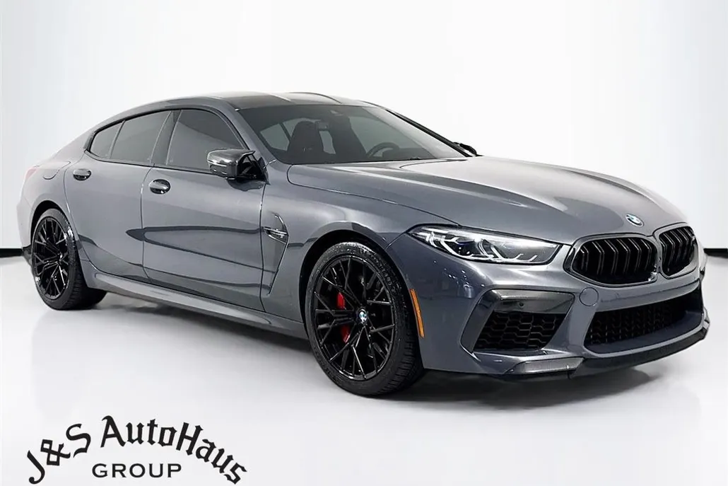 2021 Bmw M8 photo 1