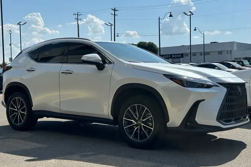 2024 Lexus NX 350h Premium photo 1