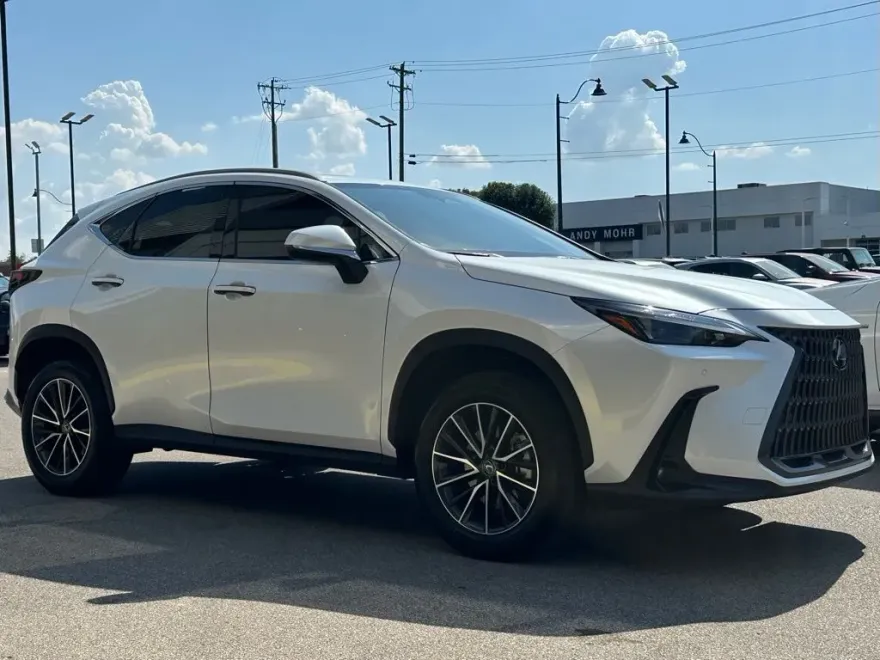 2024 Lexus NX 350h Premium photo 1