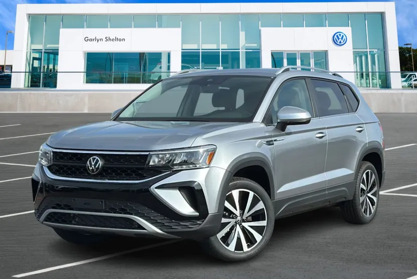 2024 Volkswagen Taos SE photo 1