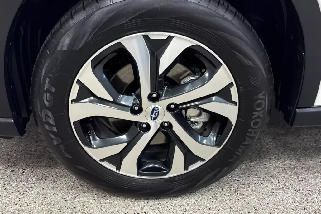 2022 Subaru Outback Limited photo 1