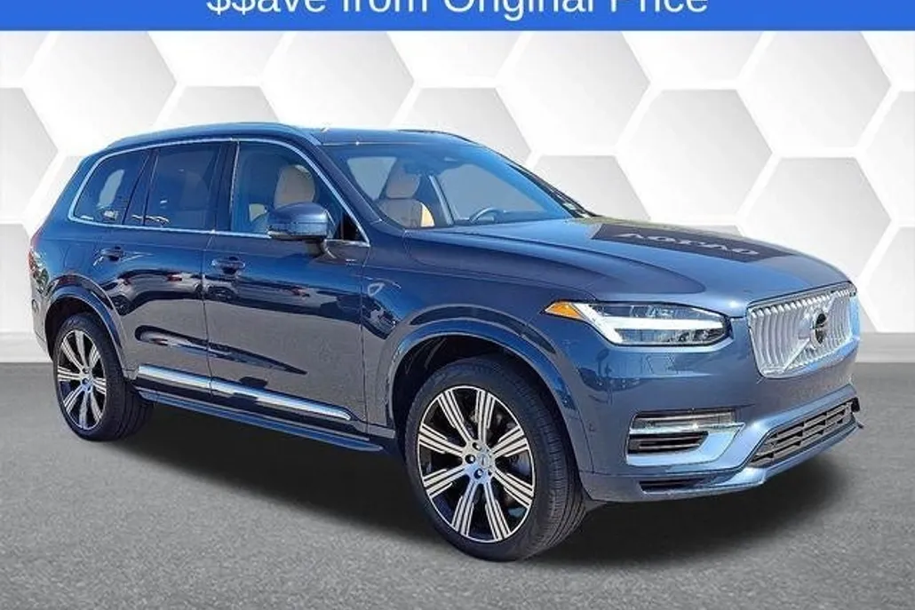 2025 Volvo XC90 T8 AWD photo 1