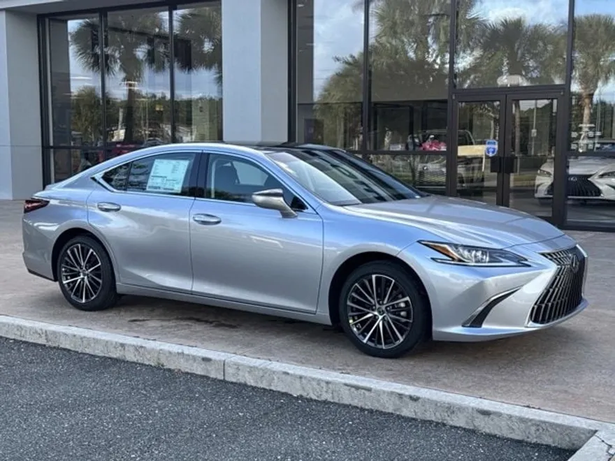 2025 Lexus ES 350 photo 1
