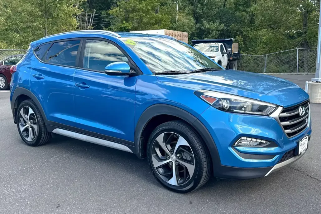 2017 Hyundai Tucson Sport photo 1