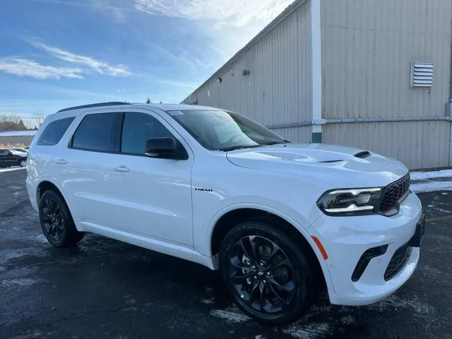 2025 Dodge Durango R/T Plus photo 1