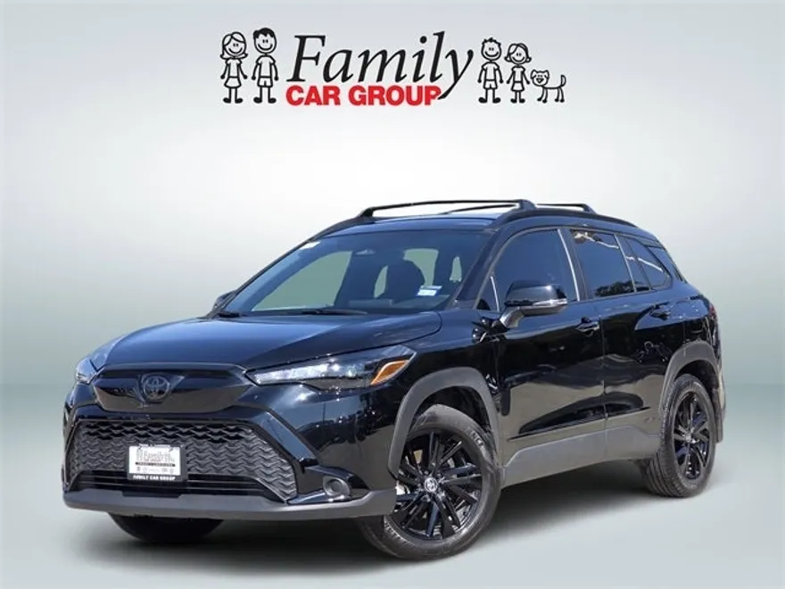 2024 Toyota Corolla Cross Hybrid Nightshade Edition photo 1
