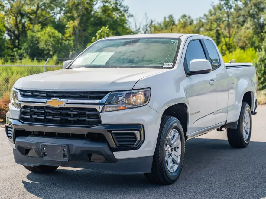 2022 Chevrolet Colorado LT photo 1