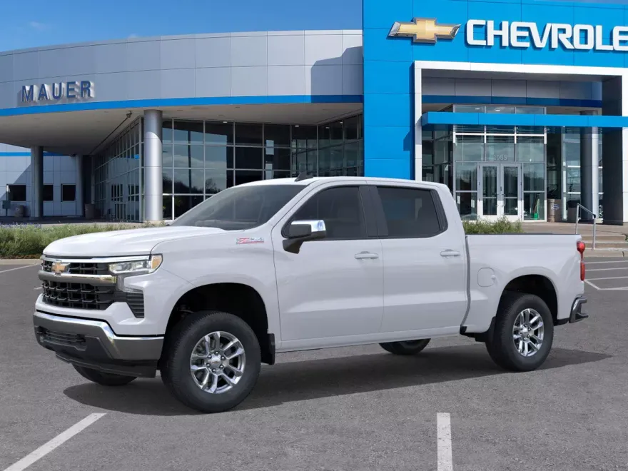 2026 Chevrolet Silverado 1500 LT photo 1