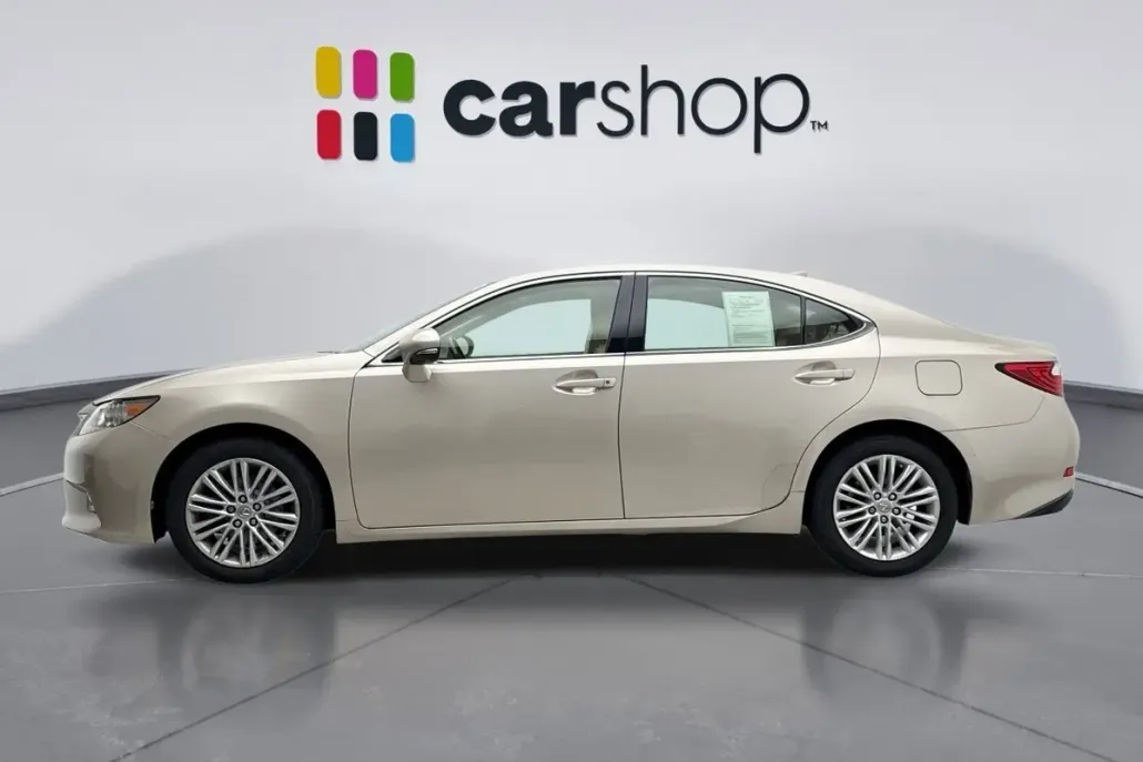 2015 Lexus ES 350 photo 1