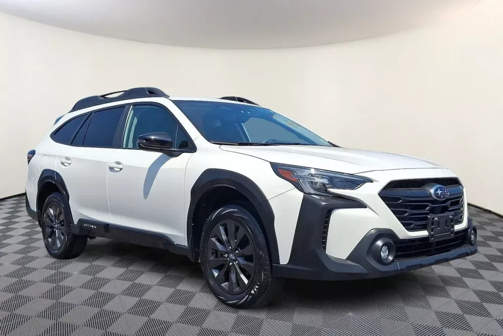 2024 Subaru Outback Onyx Edition photo 1