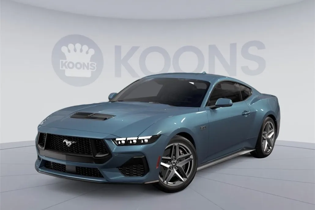 2025 Ford Mustang GT photo 1