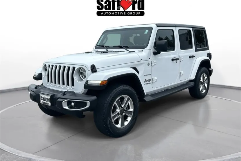 2021 Jeep Wrangler Unlimited Sahara photo 1