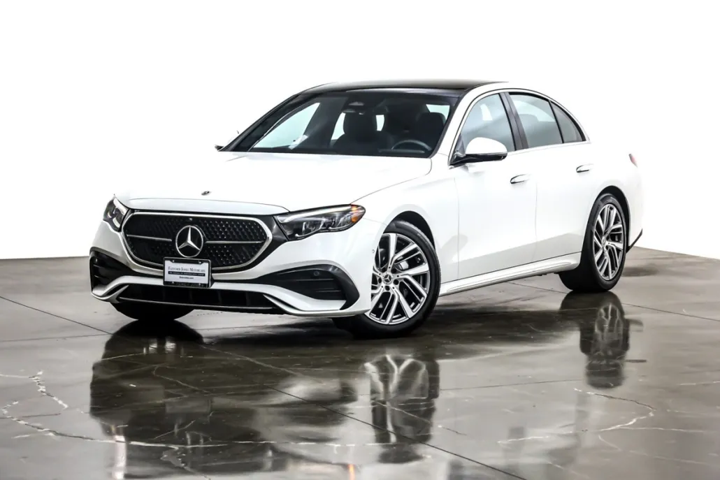 2025 Mercedes Benz E 350 Sedan photo 1
