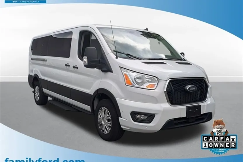 2022 Ford Transit photo 1