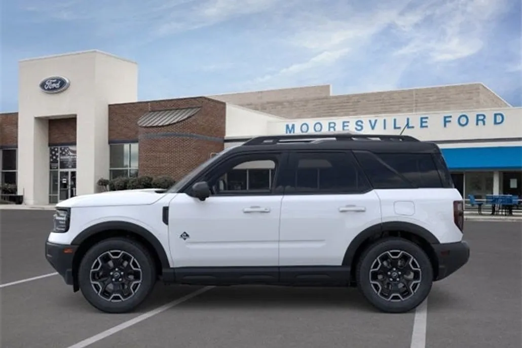 2025 Ford Bronco Sport Outer Banks photo 1