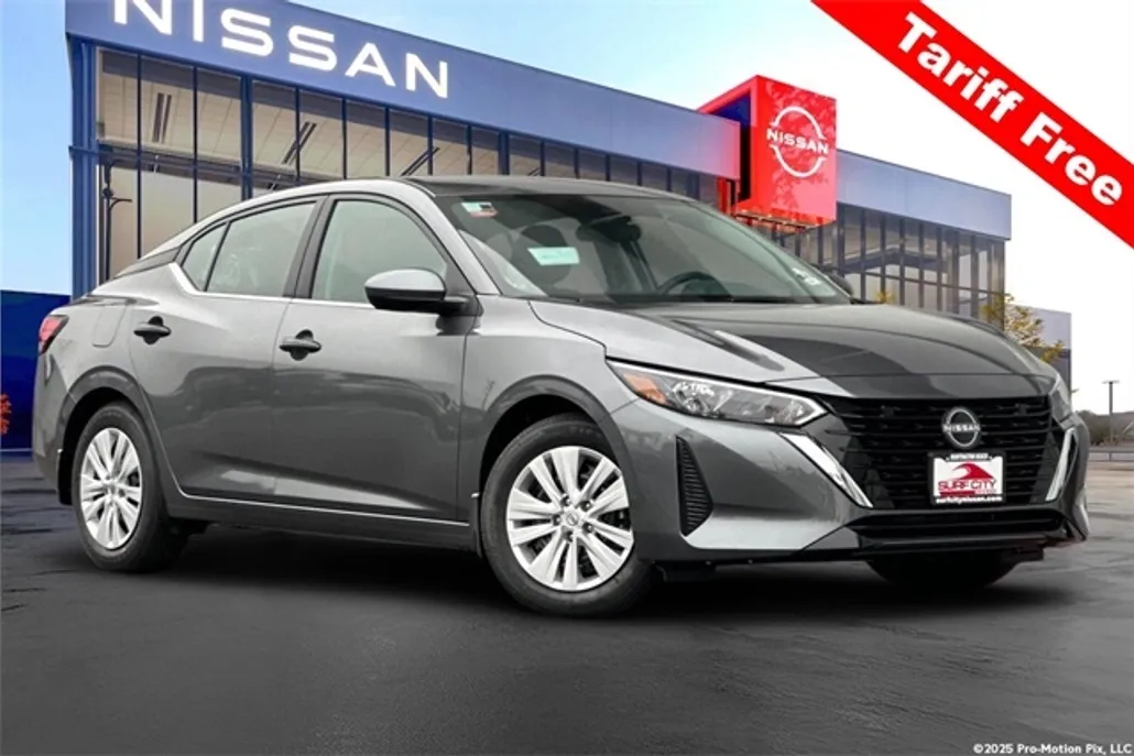 2025 Nissan Sentra S photo 1