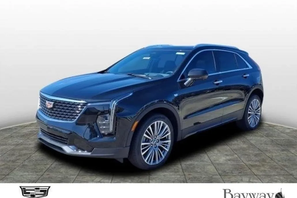 2025 Cadillac XT4 Premium Luxury photo 1