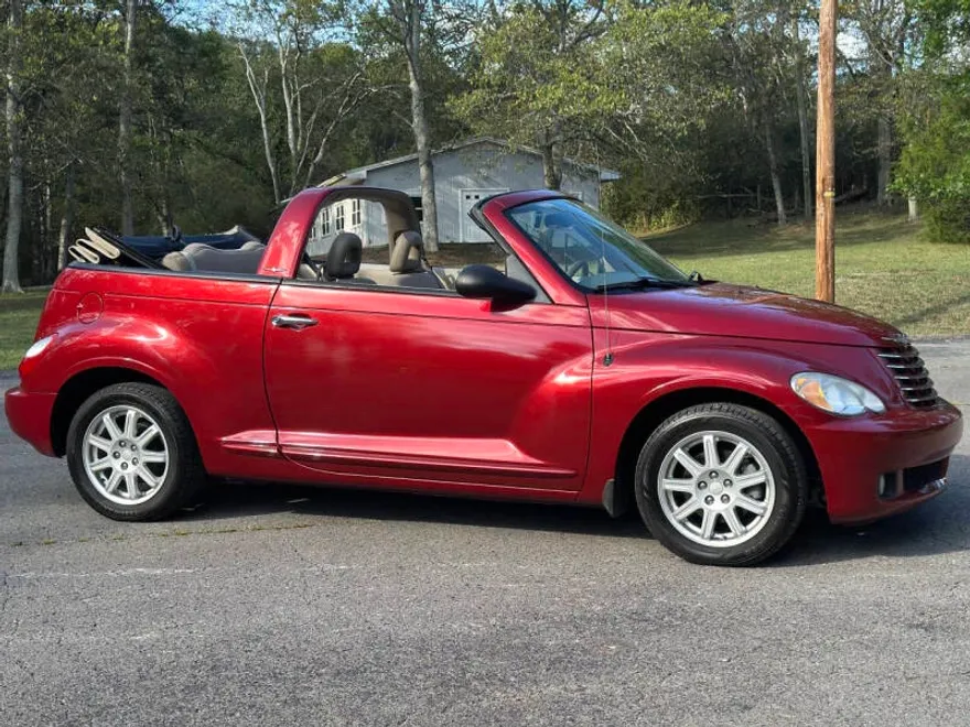 2007 Chrysler PT Cruiser Touring photo 1