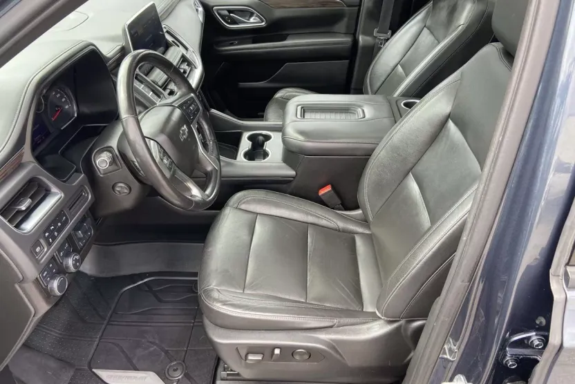 2021 Chevrolet Tahoe Z71 photo 1