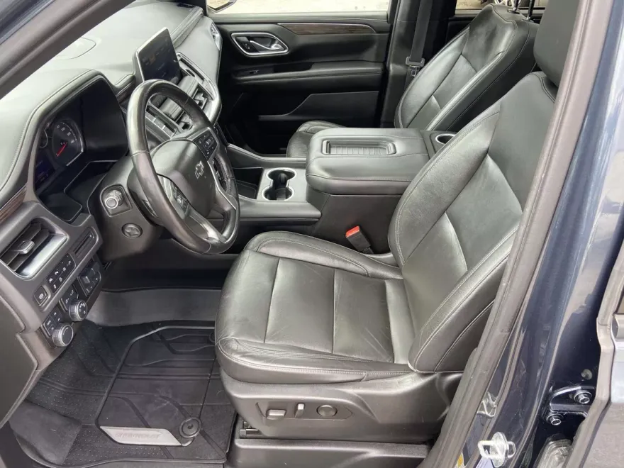 2021 Chevrolet Tahoe Z71 photo 1