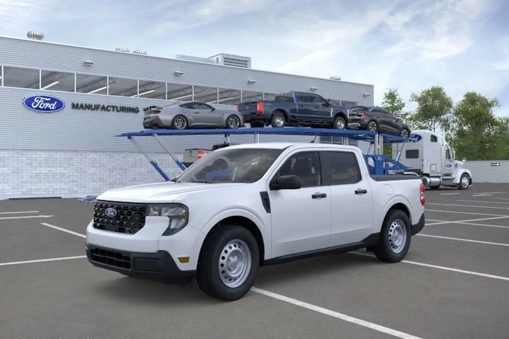 2025 Ford Maverick XL photo 1