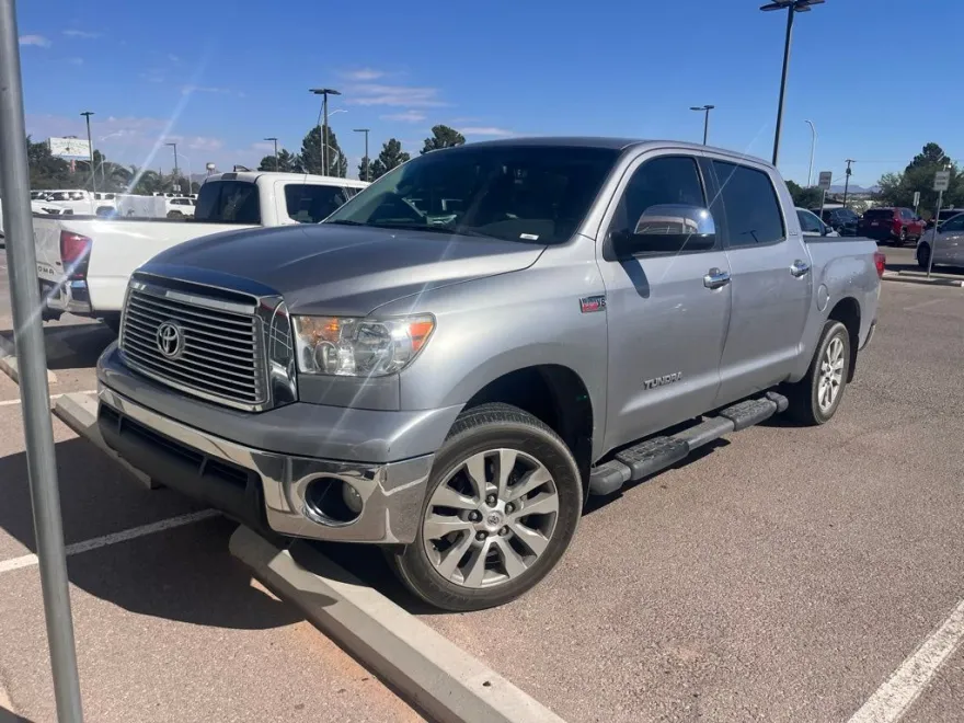 2010 Toyota Tundra Limited photo 1