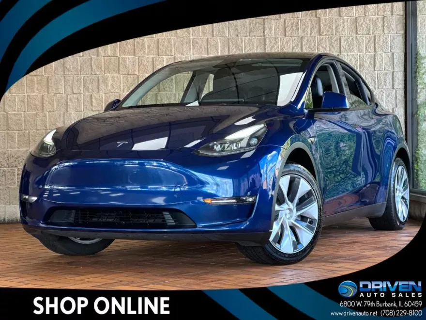 2023 Tesla Model Y Long Range photo 1