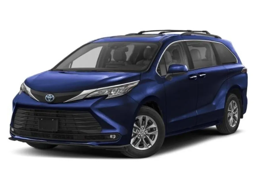 2025 Toyota Sienna XLE photo 1