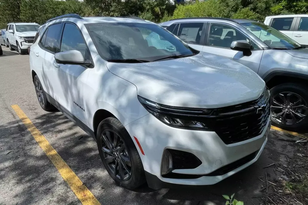 2024 Chevrolet Equinox RS photo 1