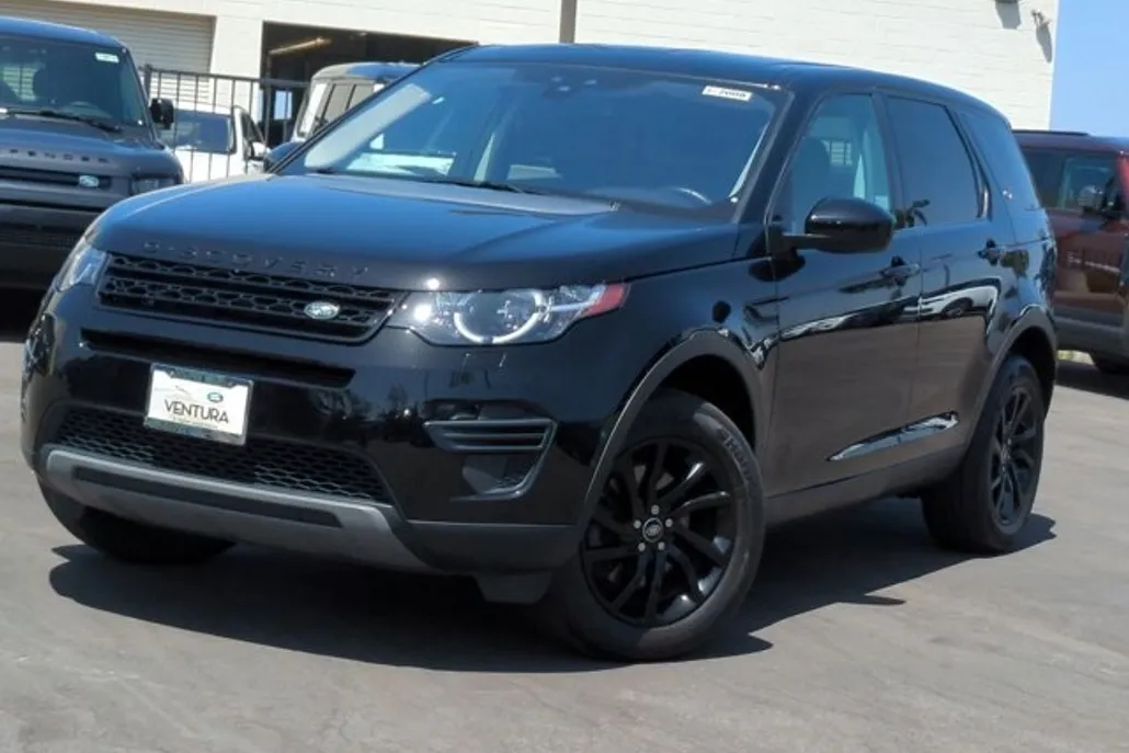 2018 Land Rover Discovery Sport SE photo 1