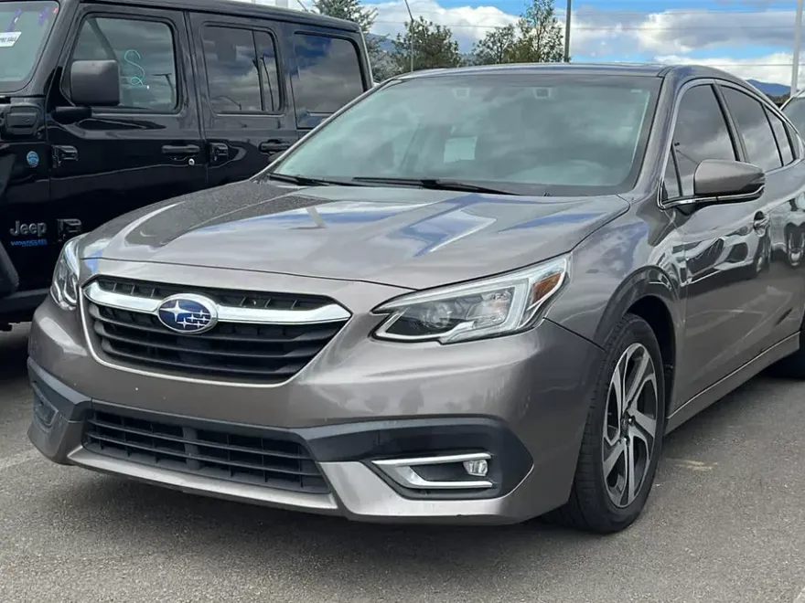 2022 Subaru Legacy Limited photo 1