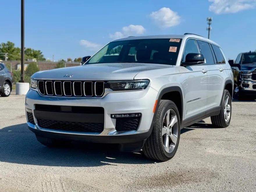 2022 Jeep Grand Cherokee Limited photo 1