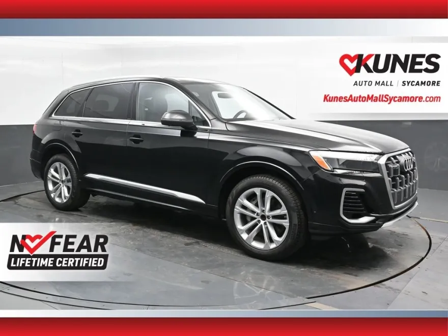 2025 Audi Q7 55 Premium Plus photo 1